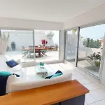 Superbe Climatise Avec Grande Terrasse Et Parking A - Fr-1-196-290 Апартаменты