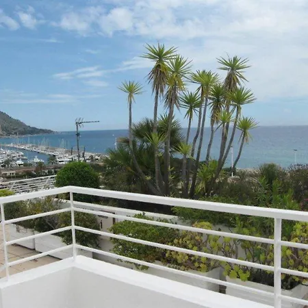 Superbe Climatise Avec Grande Terrasse Et Parking A - Fr-1-196-290 شقة مينتون