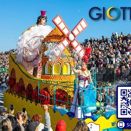 Superbe Climatise Avec Grande Terrasse Et Parking A - Fr-1-196-290 * Мантон